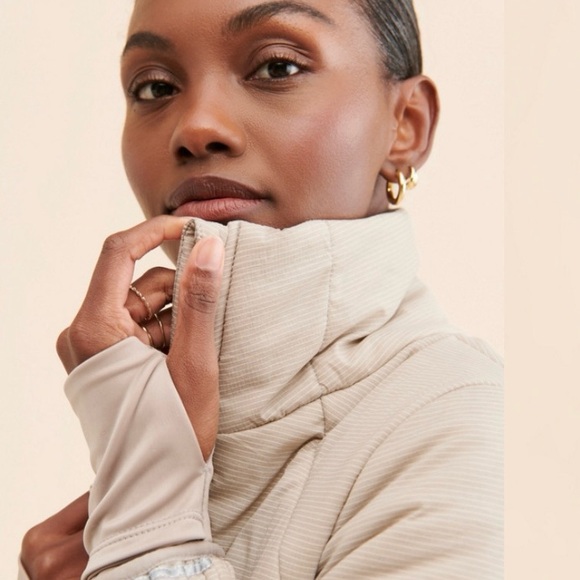 Free People FP Movement Gathering Storm Run Puffer Jacket M beige - Picture 2 of 7